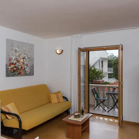& Cina- One Bedroom With Balcony And Sea View